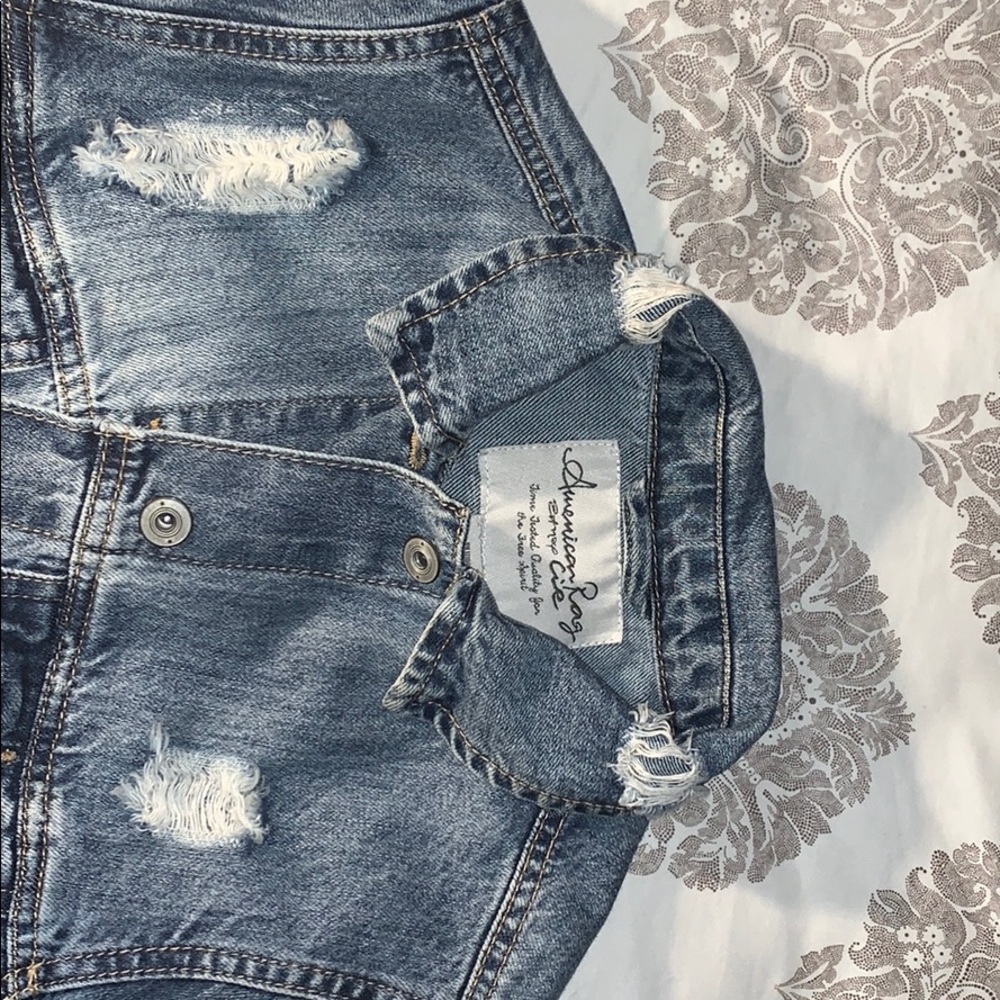 American Rag Ripped Jean jacket - Picture 3 of 3